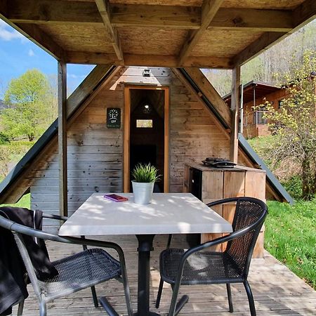 Camping Les Vernieres La Bourboule Extérieur photo