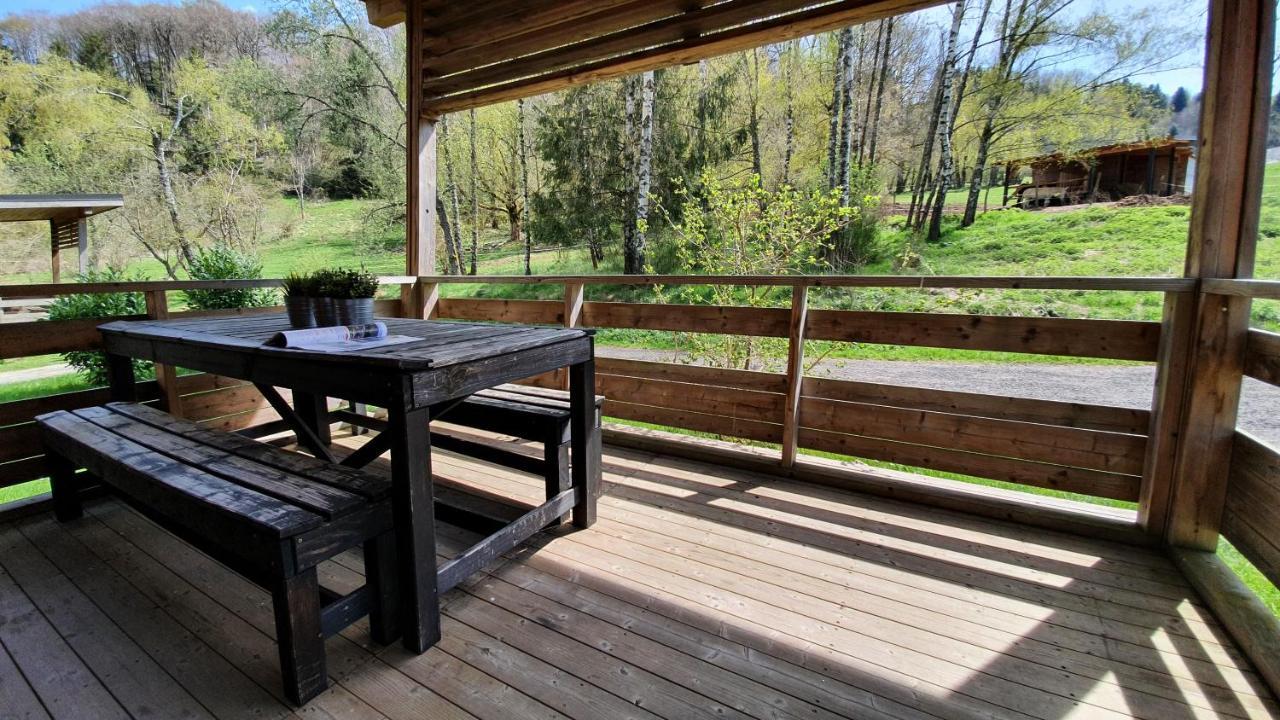 Camping Les Vernieres La Bourboule Extérieur photo