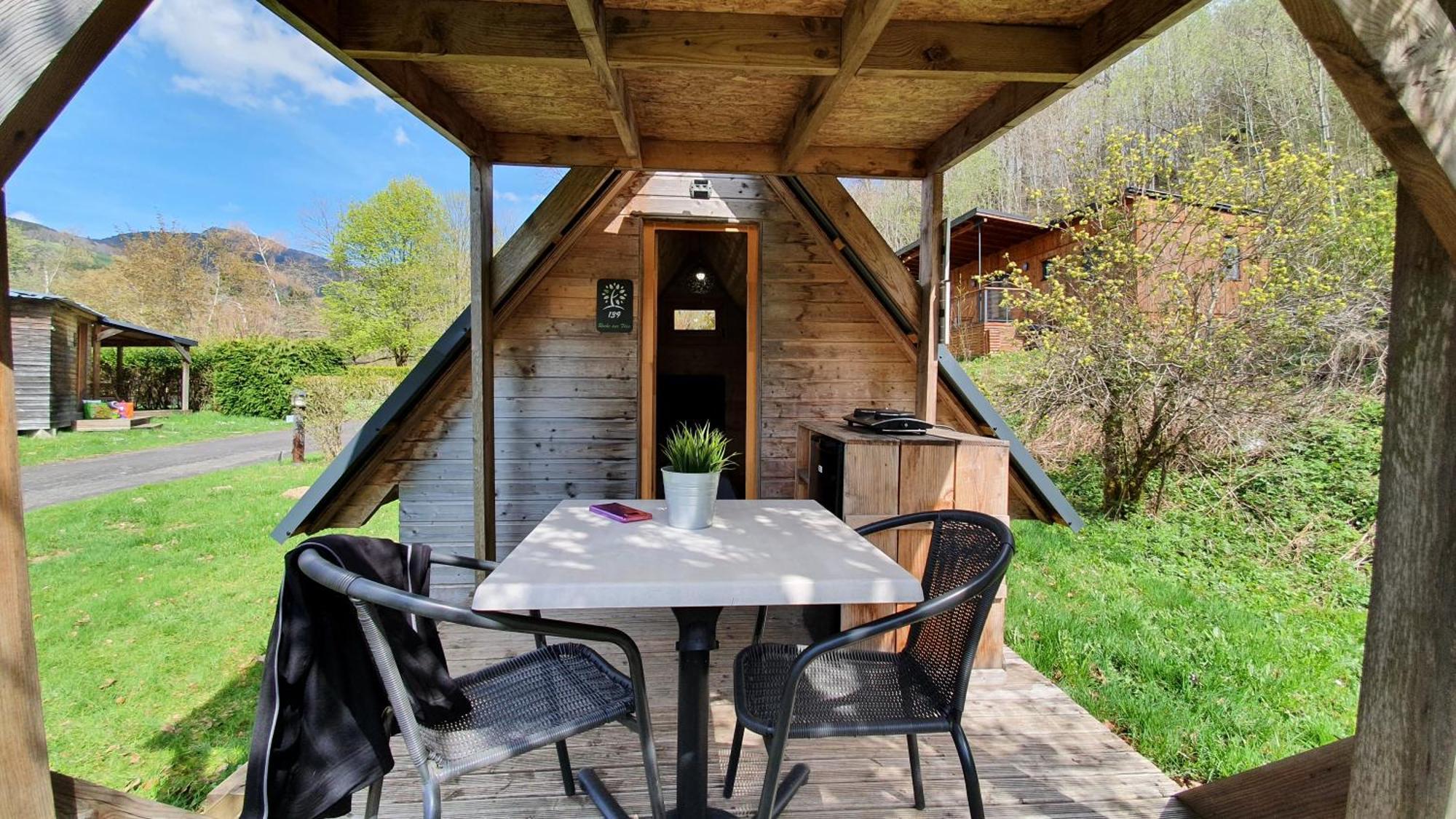 Camping Les Vernieres La Bourboule Extérieur photo