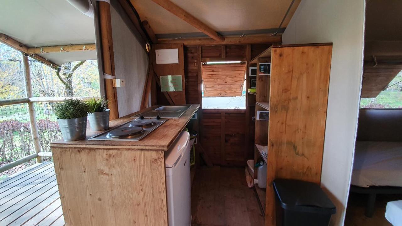 Camping Les Vernieres La Bourboule Extérieur photo
